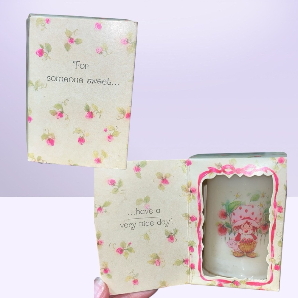 Vintage 1980s NEW IN BOX Strawberry Shortcake candle